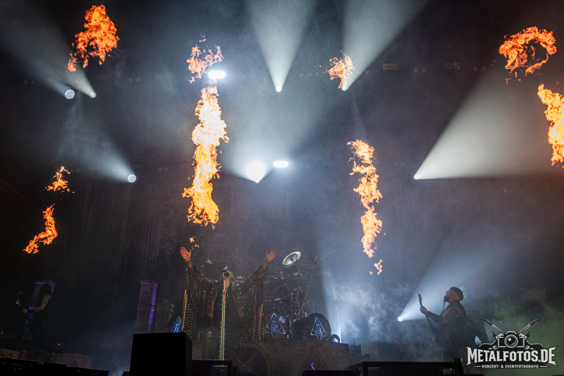 Dimmu-Borgir-52