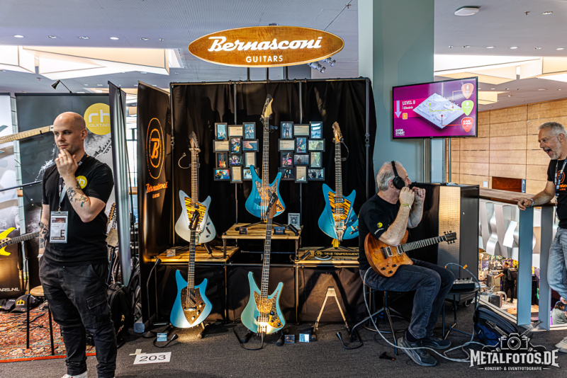 Guitar-Summit-065