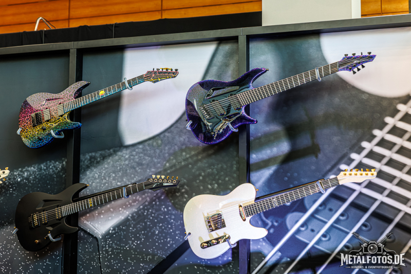 Guitar-Summit-105
