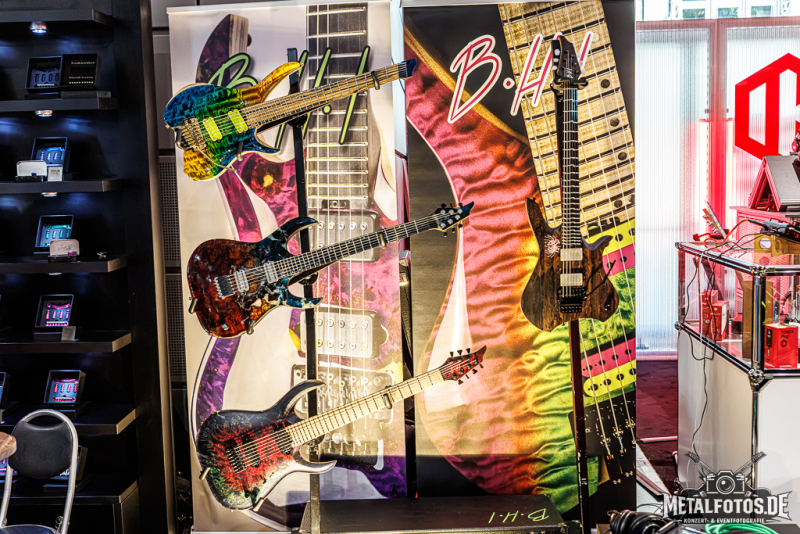 Guitar-Summit-107