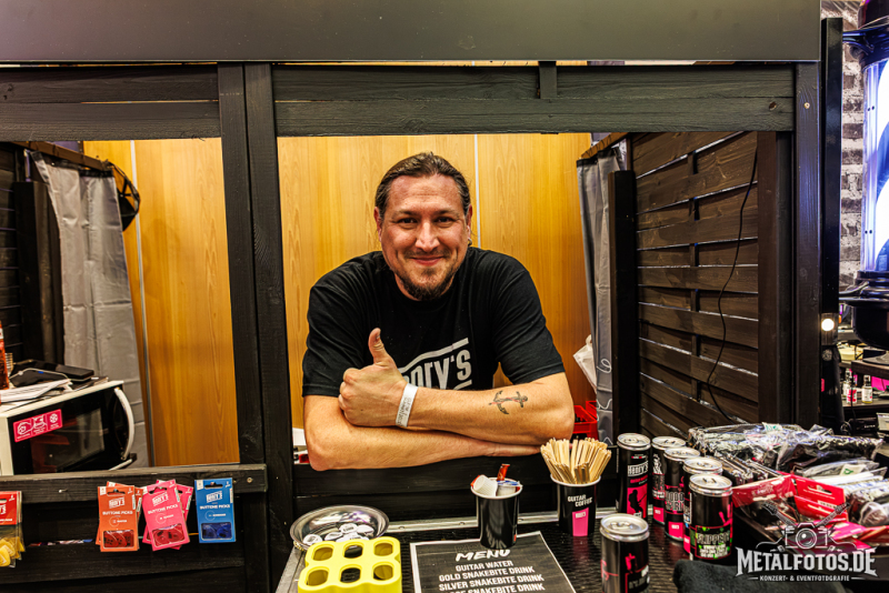 Guitar-Summit-111
