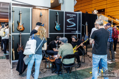Guitar-Summit-104