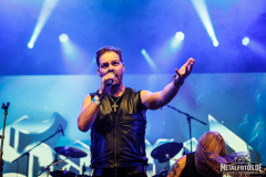 Sacred-10