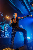 Primal-Fear-16