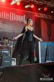 Snow-White-Blood-43