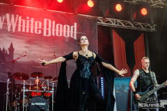 Snow-White-Blood-57
