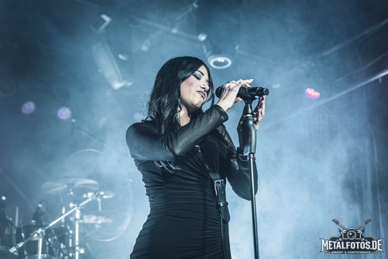 Xandria-04